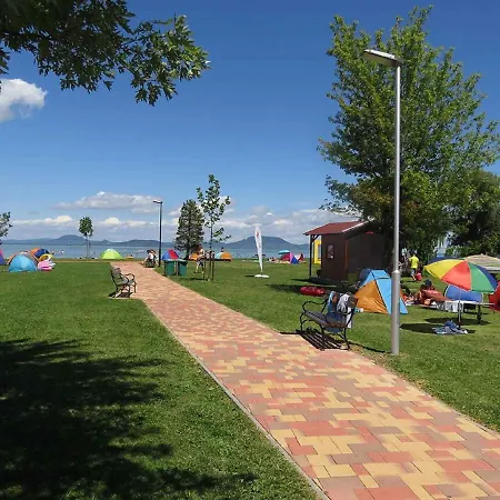 In Balatonmariafürdo 19327 Ferienhaus